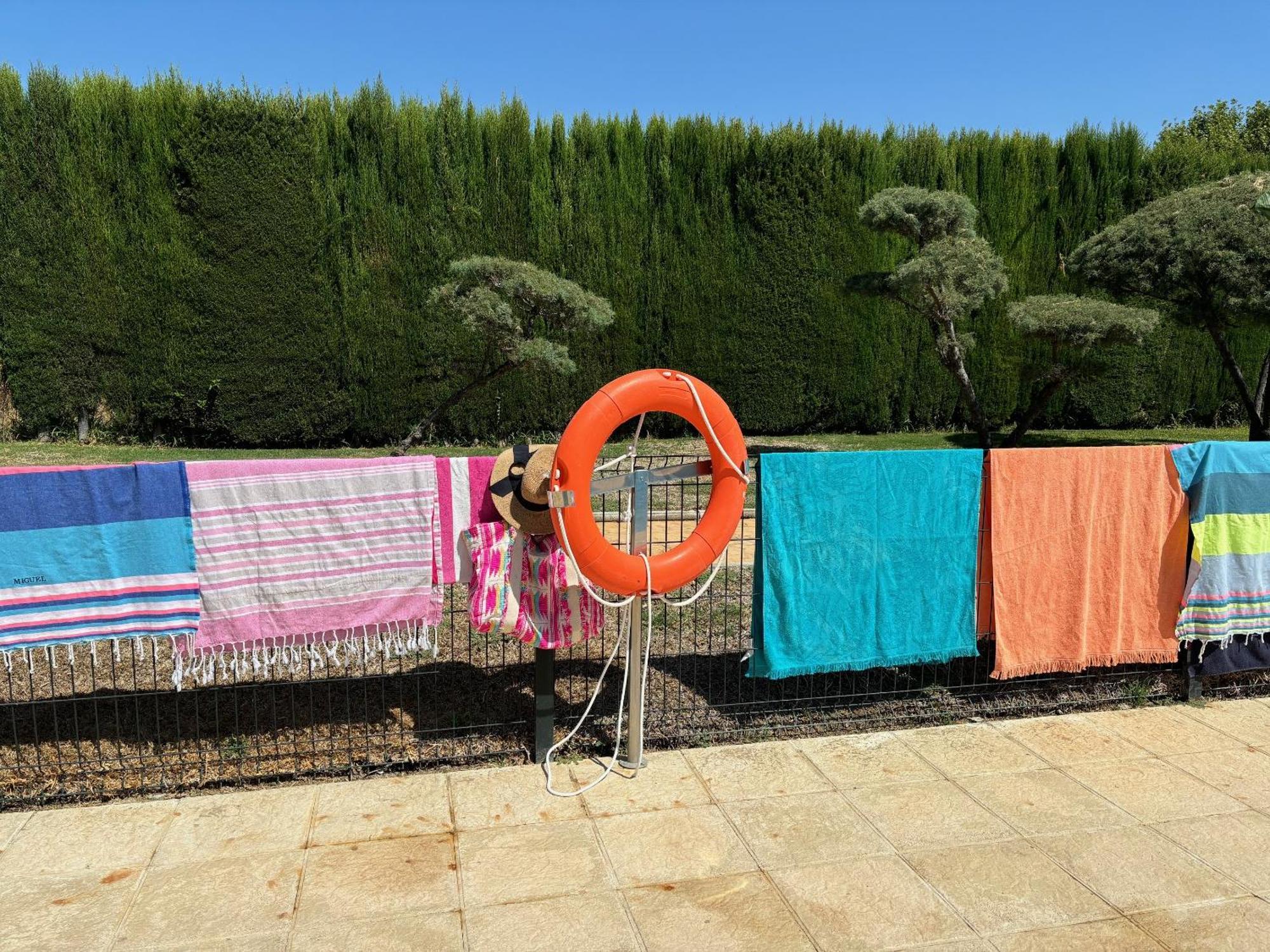 Casa En Ruta De La Plata Con Piscina Comunitaria Villa Guillena Exteriör bild